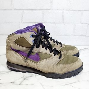 Nike Vintage 90's Hiking Sneakers